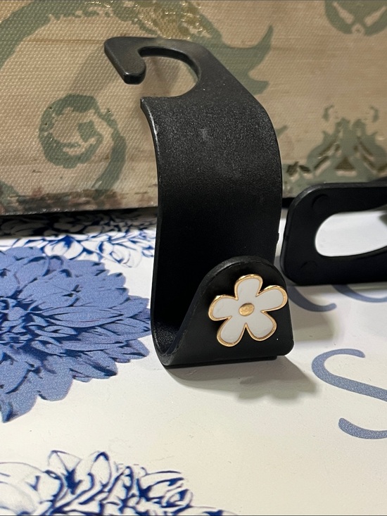 Handbags - Black Handbag Hook with White Flower Accent